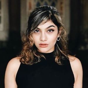 Meet your Posher, Mohini